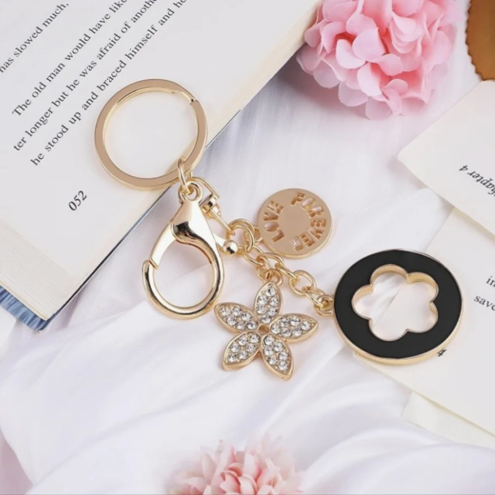 Flower Keychain Charm With Luxury Look